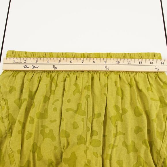 Nike Dri Fit Breezy Moss Green Camo Burnout Training Shorts Girls Sz XL - Picture 3 of 9